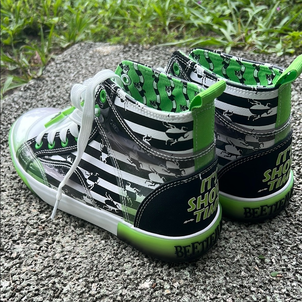 Beetle juice shoes size 7 and a half